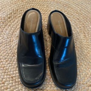 Naturalized womens shoes size 7.5